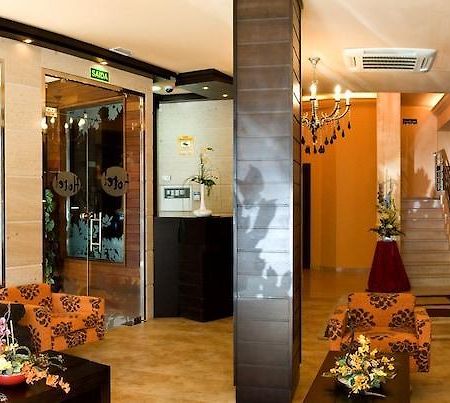Hotel Tio Manolo De 诺雅 外观 照片