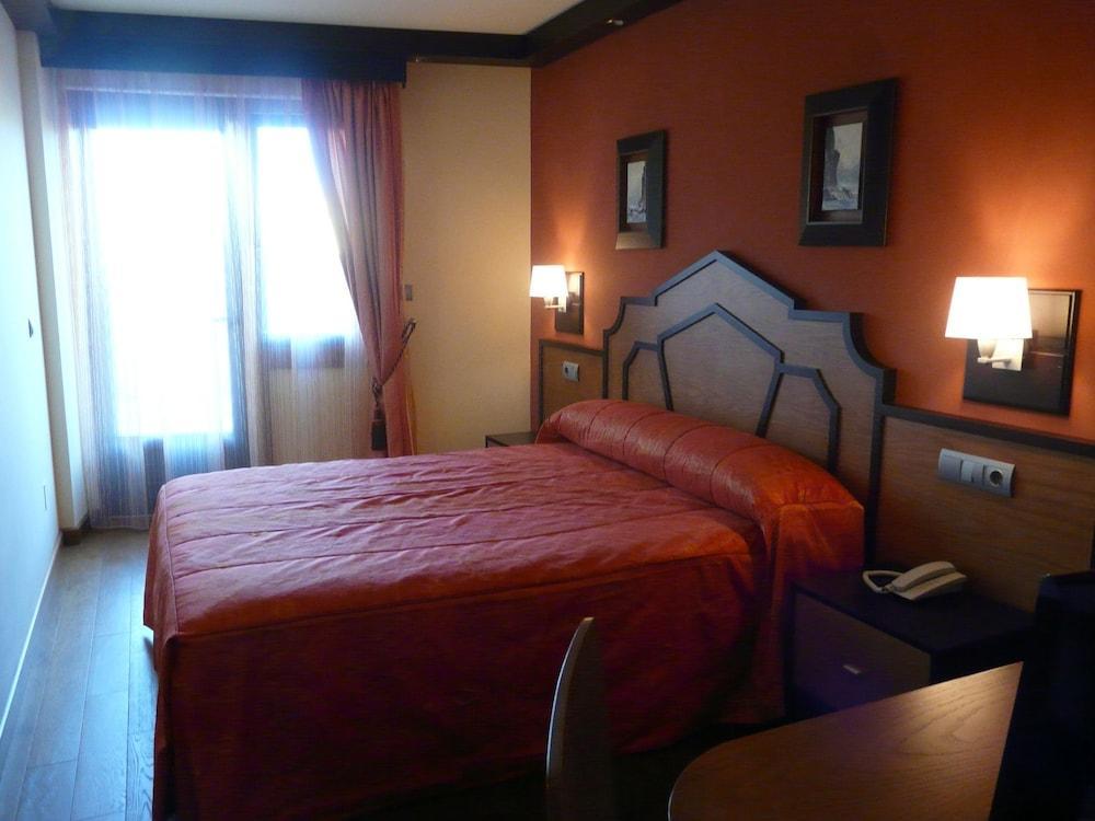 Hotel Tio Manolo De 诺雅 外观 照片